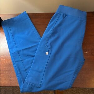 FIGS Amex Cargo Scrubs